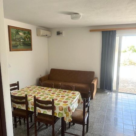 Apartmani Marko Novalja Exterior foto