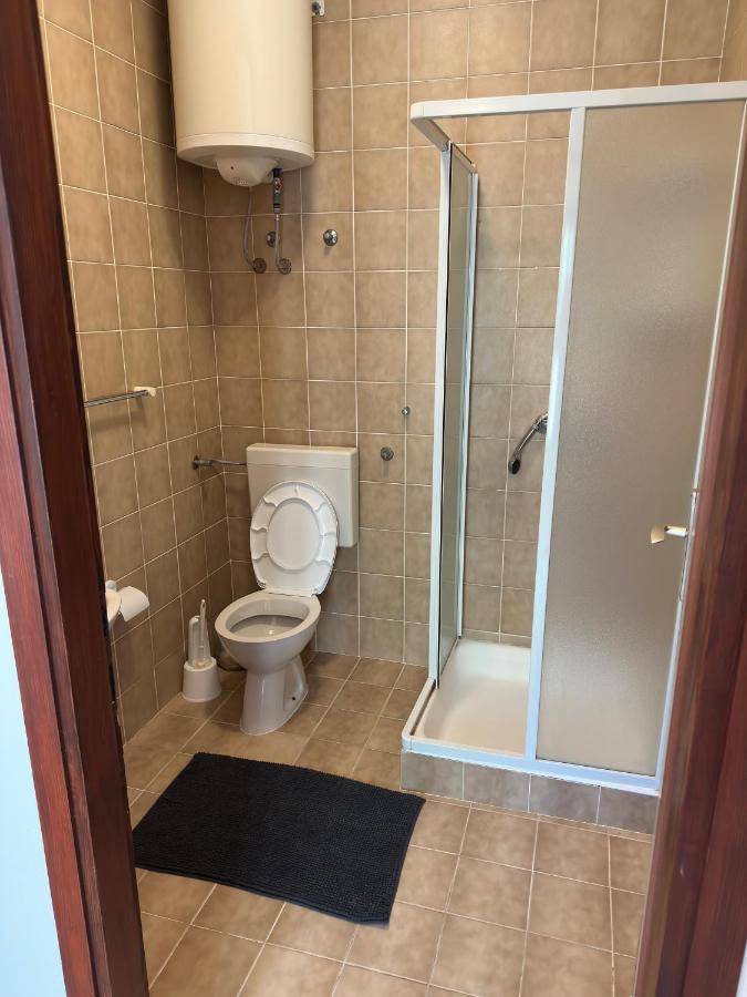 Apartmani Marko Novalja Exterior foto