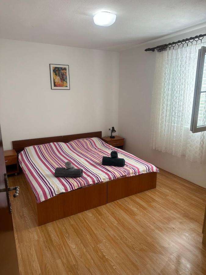 Apartmani Marko Novalja Exterior foto