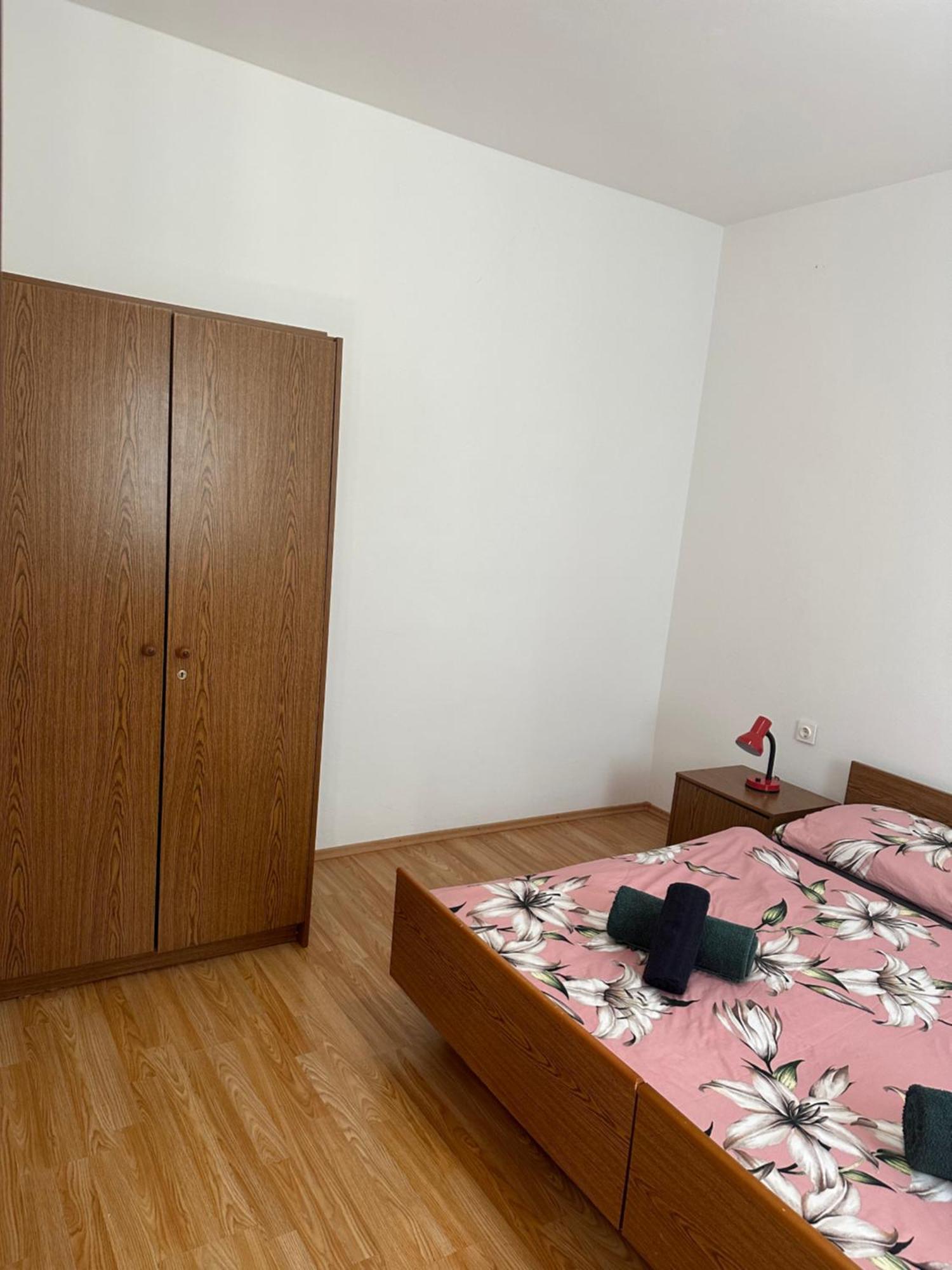 Apartmani Marko Novalja Exterior foto