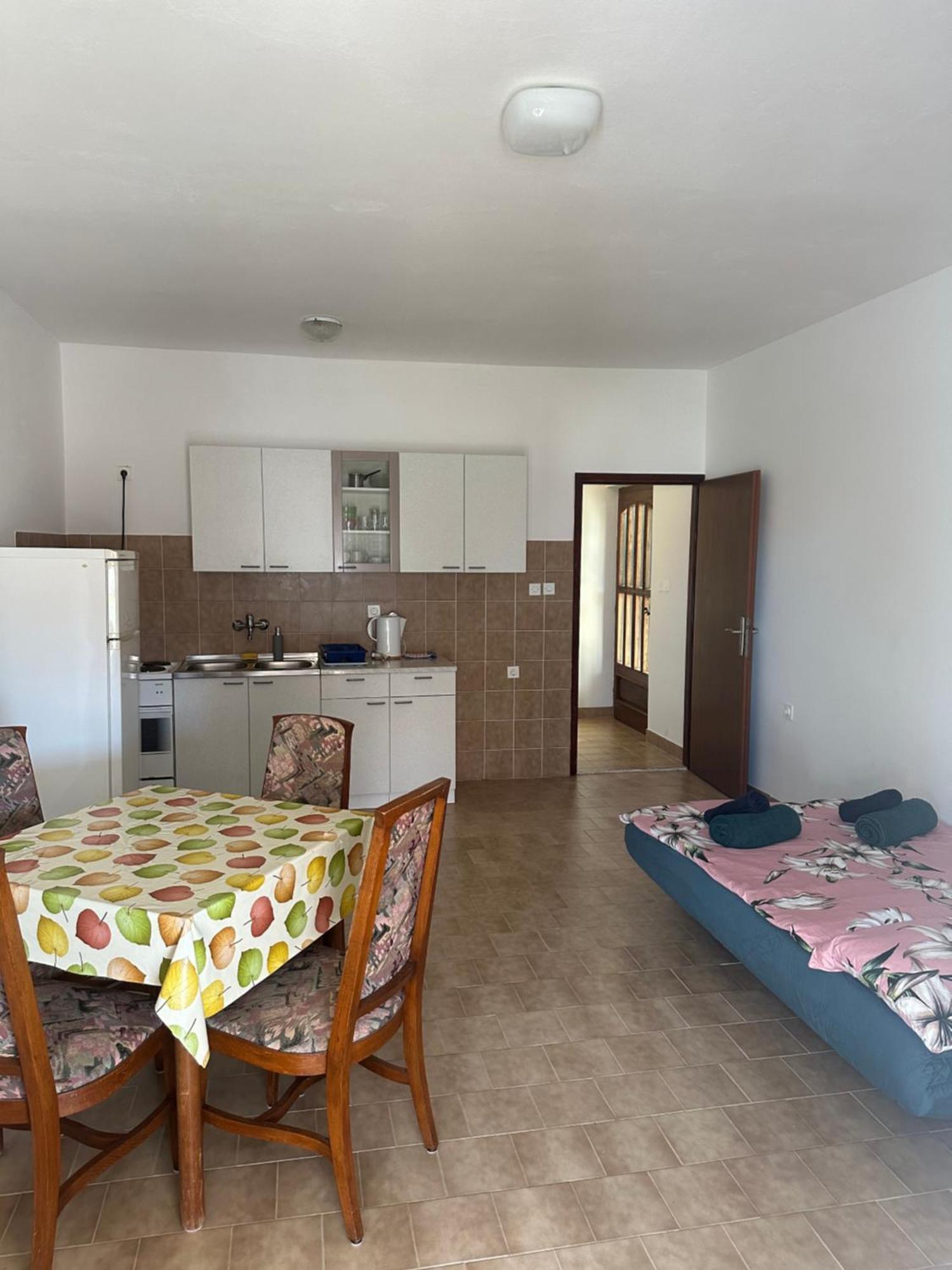 Apartmani Marko Novalja Exterior foto